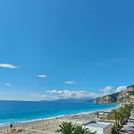 Lido 4*
