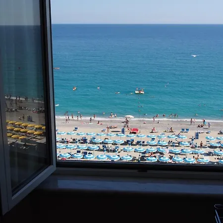 Lido 4* Finale Ligure