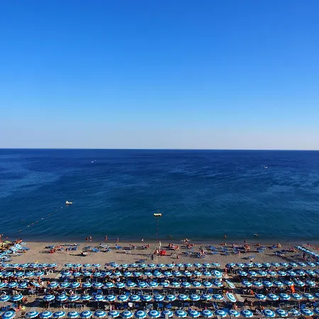 Lido 4* Finale Ligure