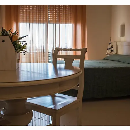 Apartmanhotel Lido 4*