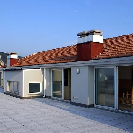 Lido Aparthotel 4*