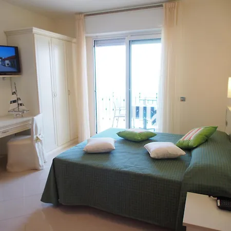 Lido Apartmanhotel 4*