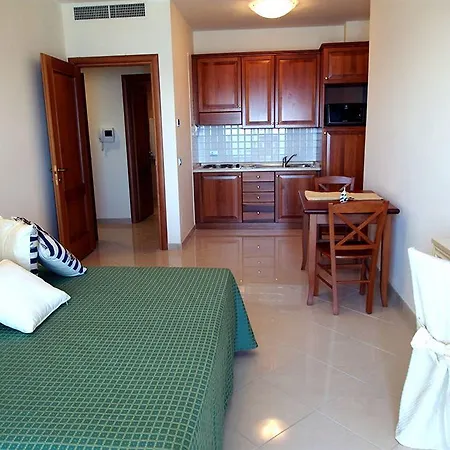 Lido 4* Финале Лигуре