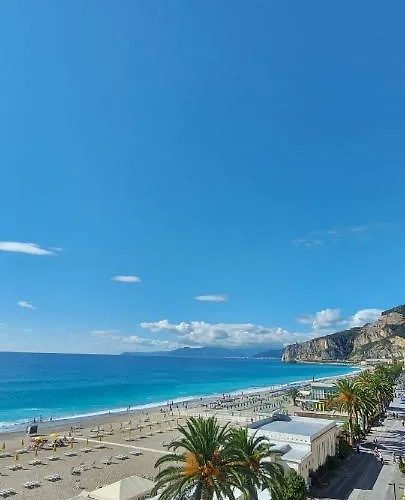 Lido 4*