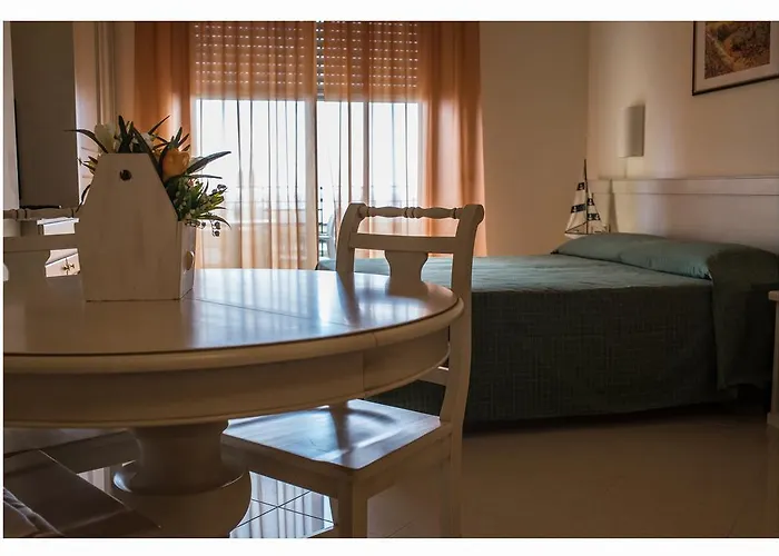 Aparthotel Lido 4*