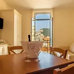Lido