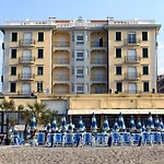 Lido 4* Finale Ligure