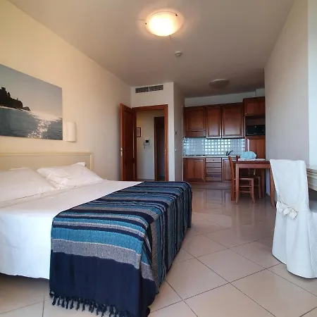 Lido Aparthotel