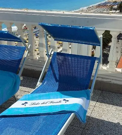 Lido 4*