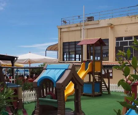 Lido Aparthotel 4*