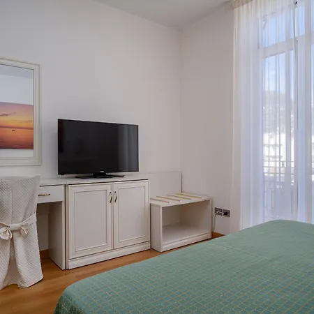 Lido Aparthotel