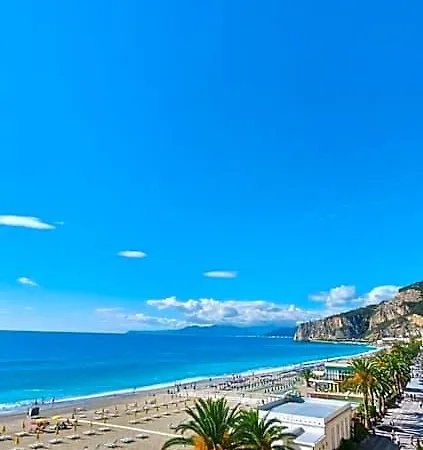 Lido 4*