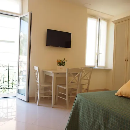 Lido 4* Финале Лигуре