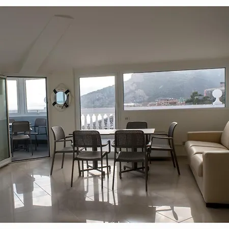 Lido 4* Финале Лигуре