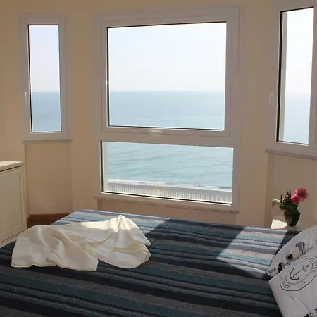 Lido Aparthotel 4*