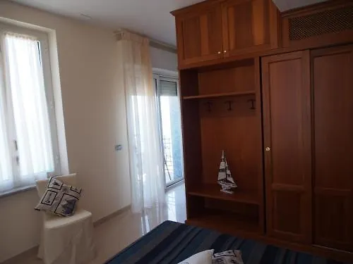 Lido 4*